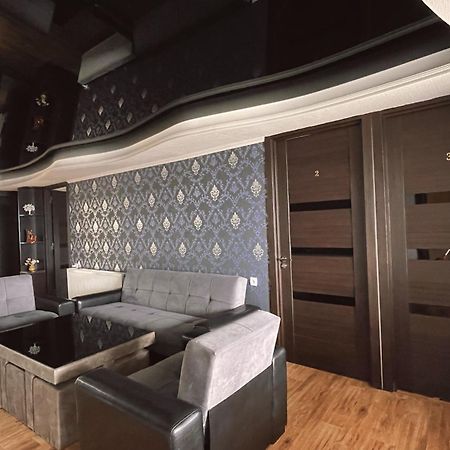 Lilu Apartment Телави Екстериор снимка