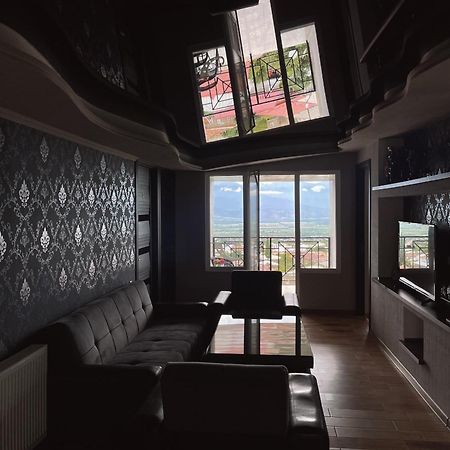 Lilu Apartment Телави Екстериор снимка
