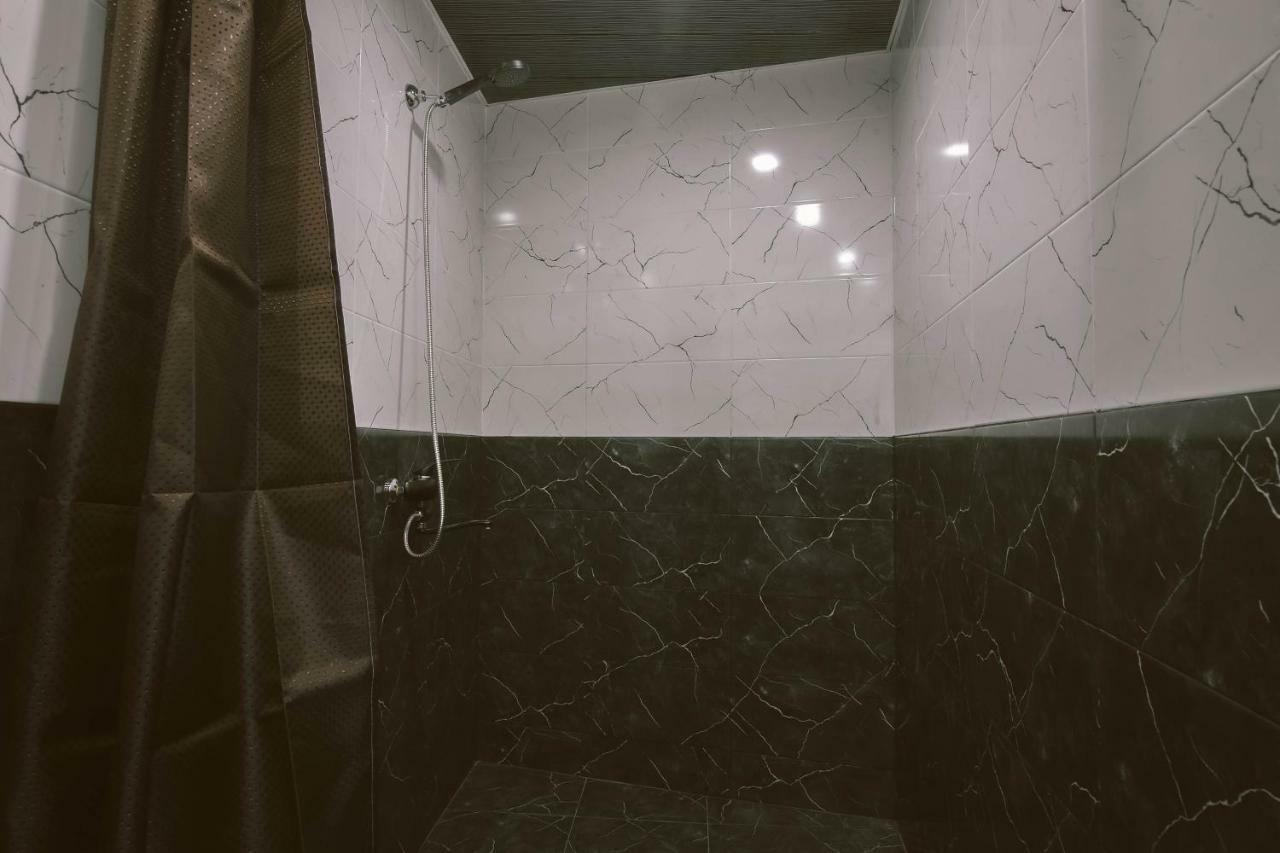 Lilu Apartment Телави Екстериор снимка